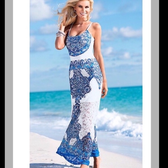 VENUS Dresses & Skirts - 🌞 Crochet Maxi Dress Small